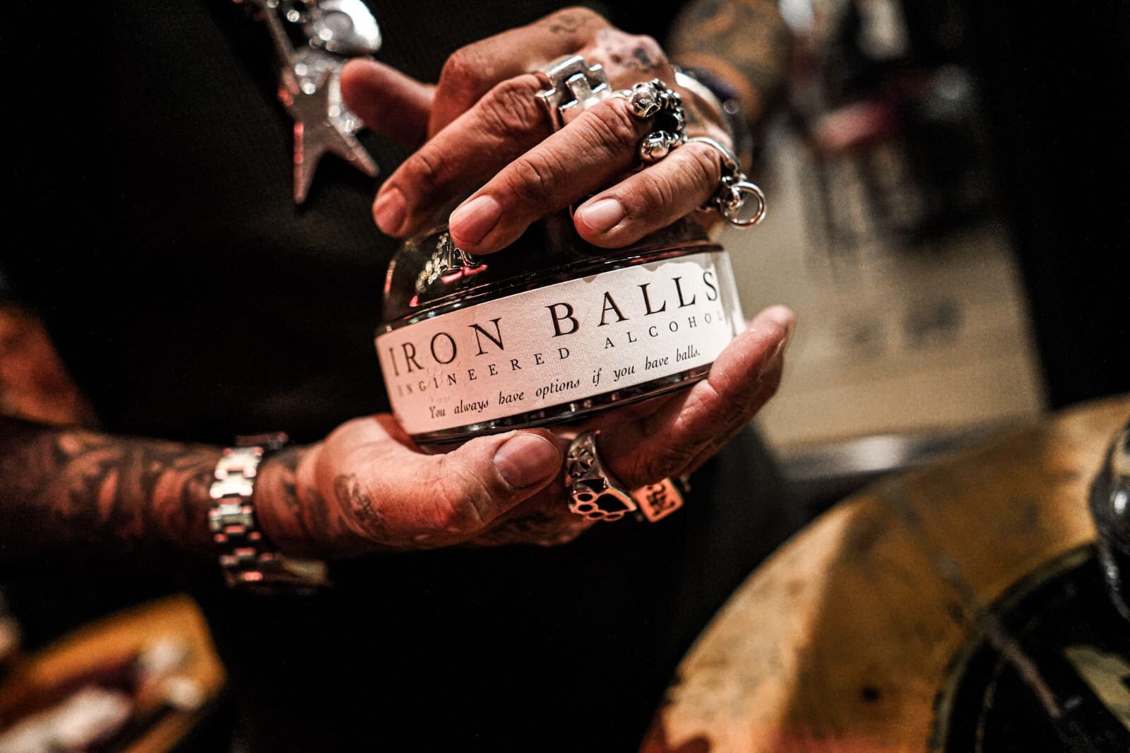 Produzent Iron Balls